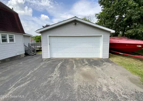 Exterior - 3732 Albany St, Schenectady, NY 12304 photo 1 of 11