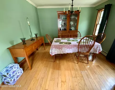 Dining - 3732 Albany St, Schenectady, NY 12304 photo 1 of 3