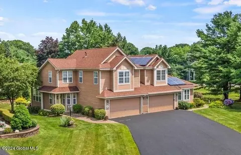 5 Wesley Pl, Voorheesville, NY 12186