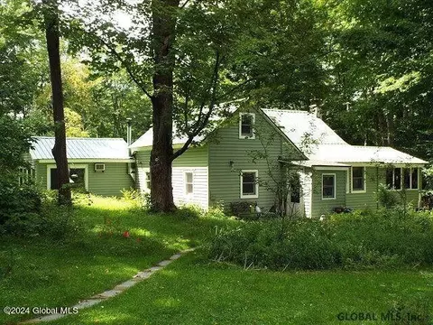152 Hewitt Rd, Dolgeville, NY 13329