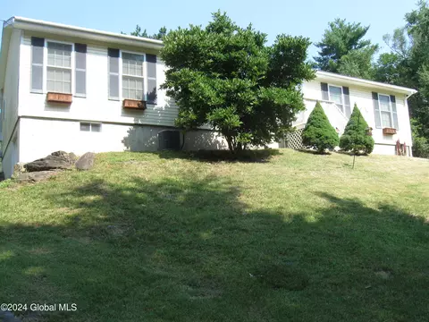 2161 State Highway 7, Troy, NY 12180