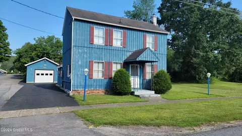 80 Catherine St, Fort Ann, NY 12827