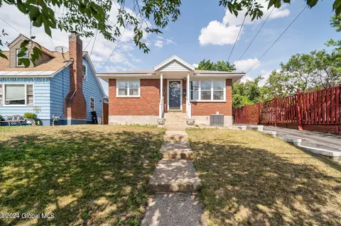 417 Twelfth St, Schenectady, NY 12306