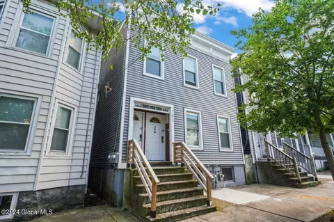708 State St, Albany, NY 12203