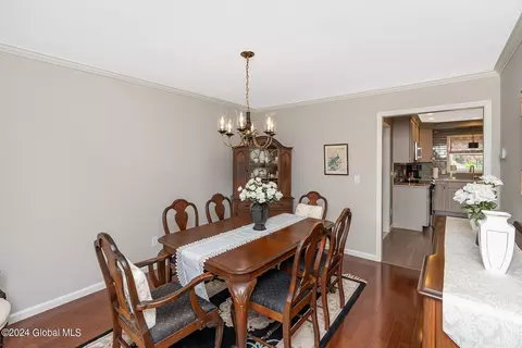 2 Deepkill Ln, Troy, NY 12182 photo 14
