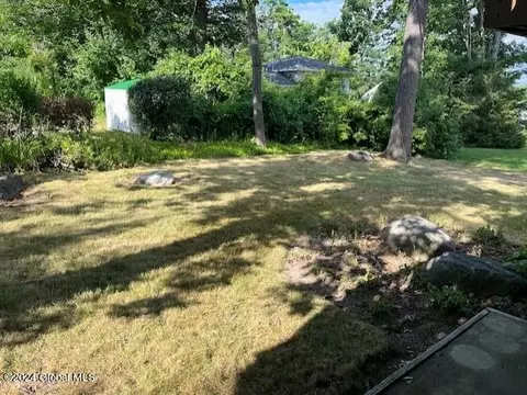 1144 Hendrickson Ave, Schenectady, NY 12309 photo 29