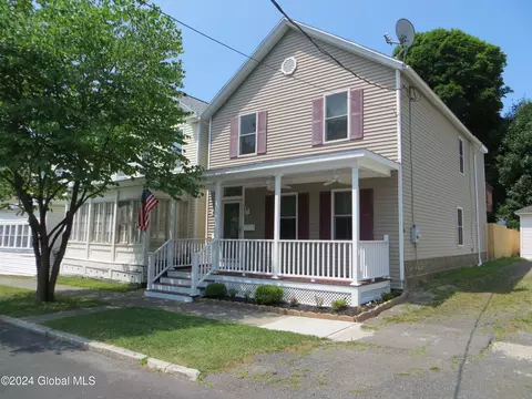 5 Masten Ave, Cohoes, NY 12047