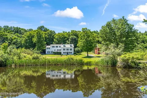 70 Smalley Rd, Berne, NY 12023