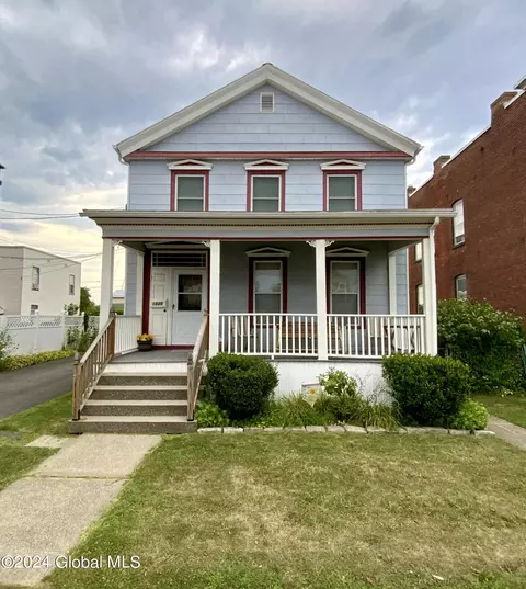 1820 3rd Ave, Watervliet, NY 12189