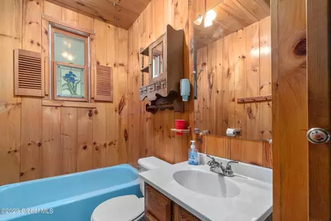 Bath - 123 Shippee Rd, Corinth, NY 12822 photo 1 of 3