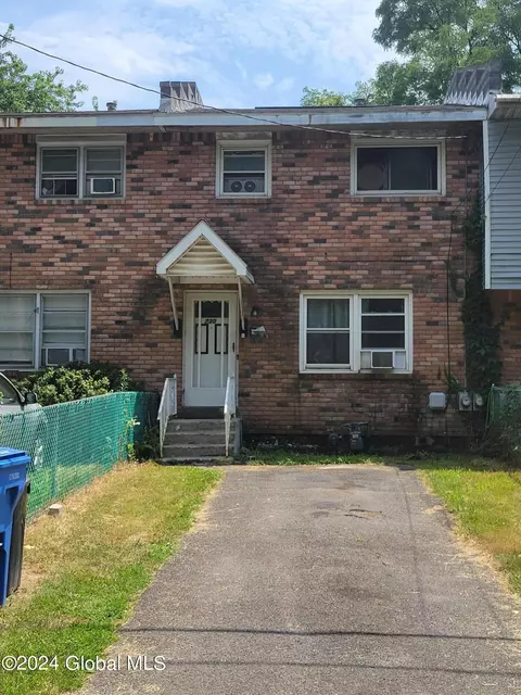 730 S Pearl St, Albany, NY 12202