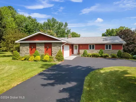 116 Parkway Dr, Cobleskill, NY 12043