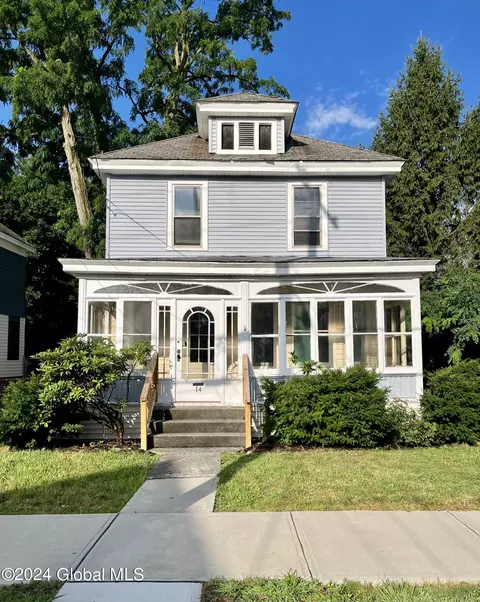 14 Sparkill Ave, Albany, NY 12209