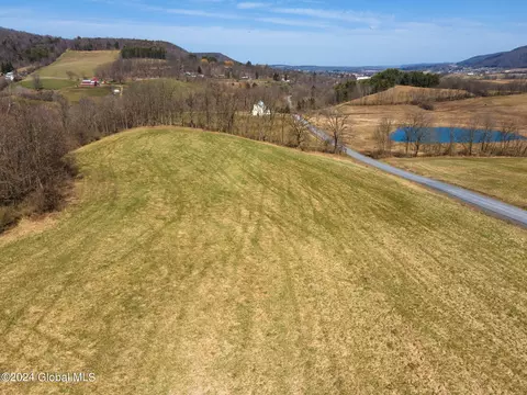 L3 Patrick Road, Cobleskill, NY 12043