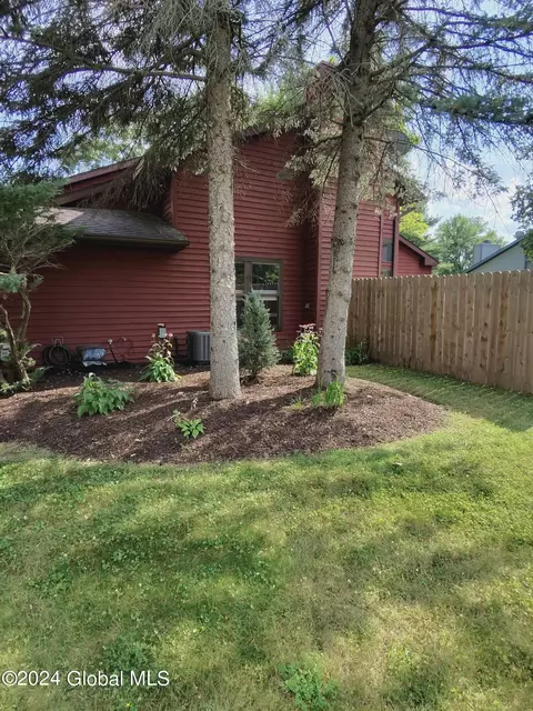 114 Meadowbrook Dr, Slingerlands, NY 12159 photo 19