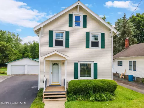 162 Macarthur Ave, Cobleskill, NY 12043 photo 4