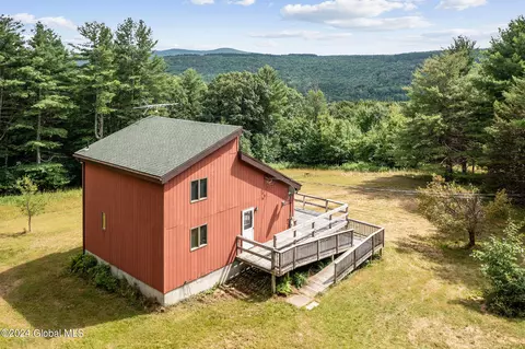 268 High Pine Meadows Rd, Fulton, NY 12122