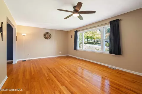 117 Overlook Dr, Cobleskill, NY 12043 photo 6