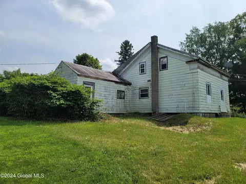 3144 Military Rd, Newport, NY 13416