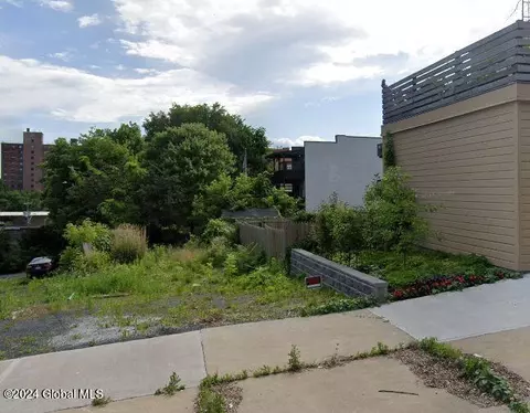 24 Myrtle Ave, Albany, NY 12202
