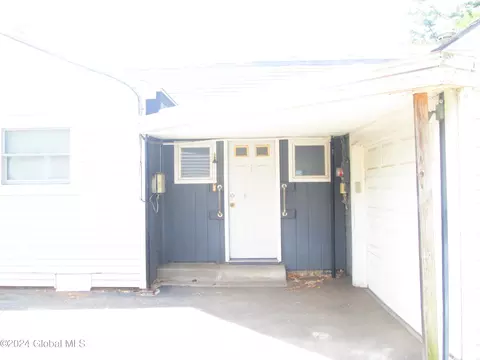 511 Chiswell Rd, Schenectady, NY 12304 photo 4