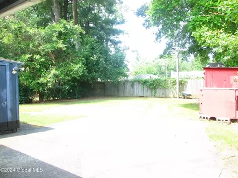 511 Chiswell Rd, Schenectady, NY 12304 photo 7