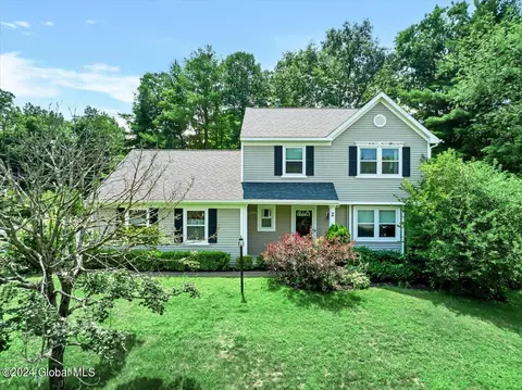 2 Travers Ln, Saratoga Springs, NY 12866