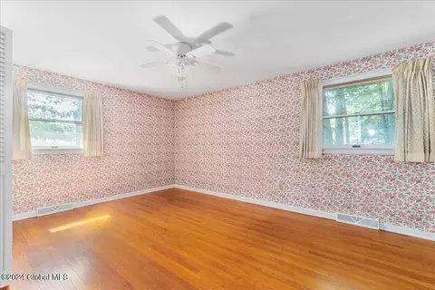 162 Willow Ln, Glenville, NY 12302 photo 24