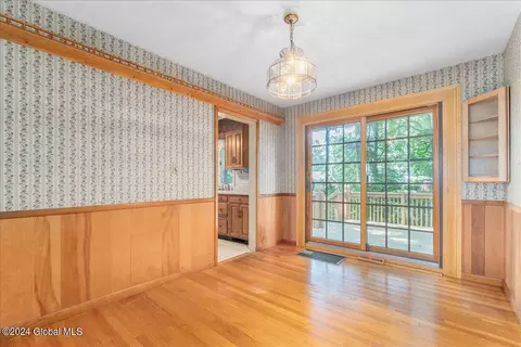 162 Willow Ln, Glenville, NY 12302 photo 12