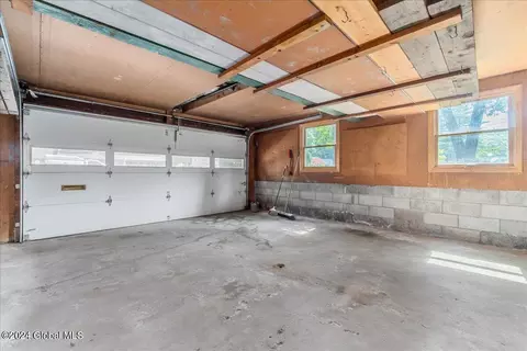 162 Willow Ln, Glenville, NY 12302 photo 32