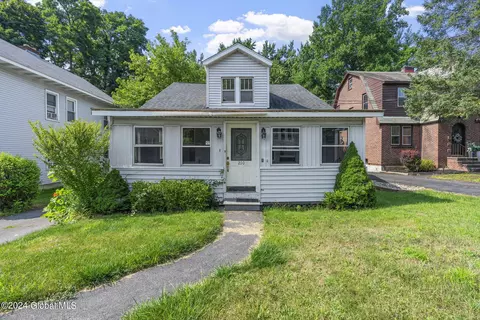 210 Menand Rd, Loudonville, NY 12211