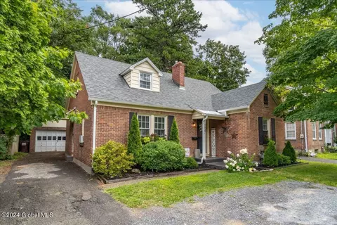 1847 Western Ave, Albany, NY 12203