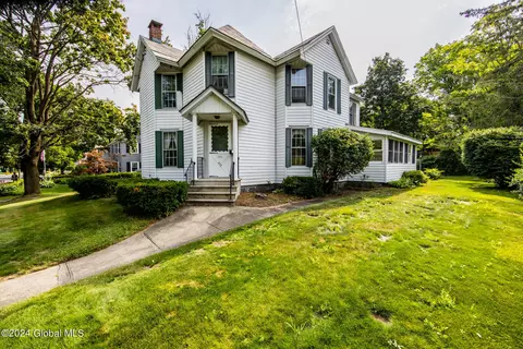 277 Ridge St, Glens Falls, NY 12801