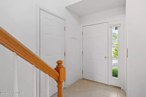 36 Raylinsky Ln # A, Mechanicville, NY 12118 photo 8