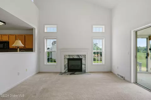 36 Raylinsky Ln # A, Mechanicville, NY 12118 photo 13