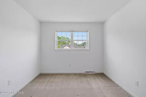 36 Raylinsky Ln # A, Mechanicville, NY 12118 photo 41