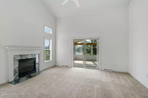 36 Raylinsky Ln # A, Mechanicville, NY 12118 photo 14