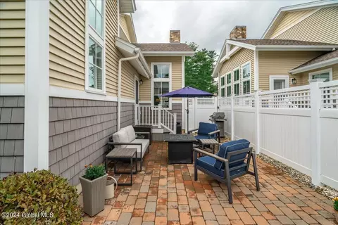 Exterior - 31 Abbey Rd, Delmar, NY 12054 photo 5 of 5