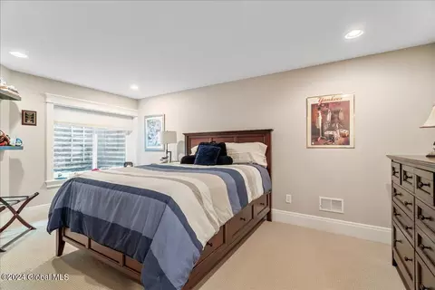 Bedroom - 31 Abbey Rd, Delmar, NY 12054 photo 5 of 6