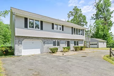 1406 Nys Route 9p, Saratoga Springs, NY 12866