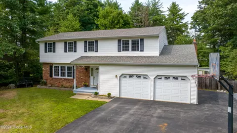 3 Kaatskill Way, Ballston Spa, NY 12020