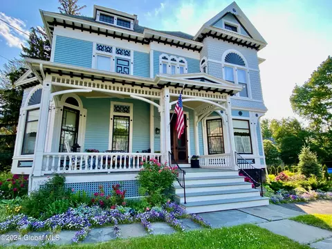 460 Pawling Ave, Troy, NY 12180