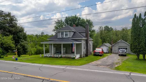 246 E State St, Gloversville, NY 12078