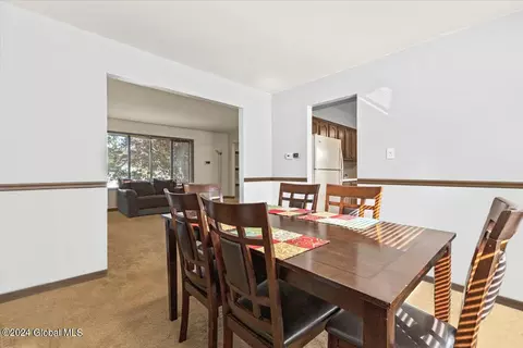 39 Warwick Way, Schenectady, NY 12309 photo 7