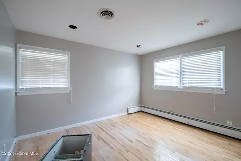 255 Marshall Ave, Schenectady, NY 12304 photo 16