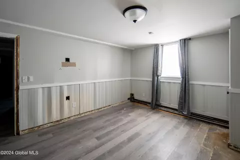 255 Marshall Ave, Schenectady, NY 12304 photo 33