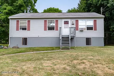 2202 Tibbits Ave, Troy, NY 12180
