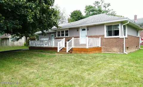 207 Hackett Blvd, Albany, NY 12208