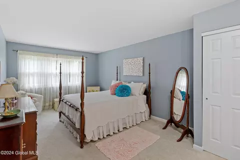 20 Quincy Rd, Glenmont, NY 12077 photo 30