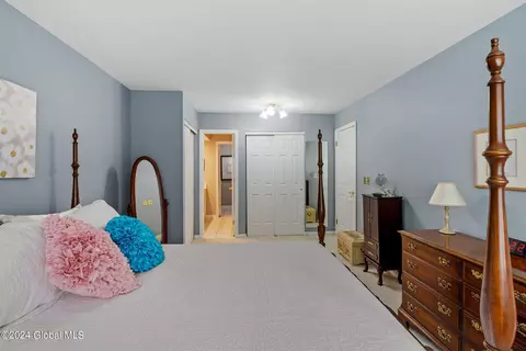 20 Quincy Rd, Glenmont, NY 12077 photo 32